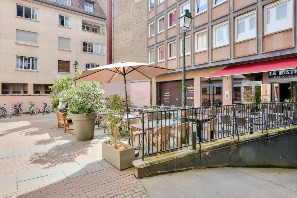 Appartement Spacieux Au Coeur De Strasburgo Esterno foto